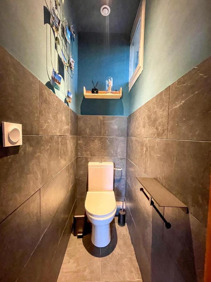 Au Bord De L'eau Climatise Avec Terrasse Et Vue A 40m De La Apartment *