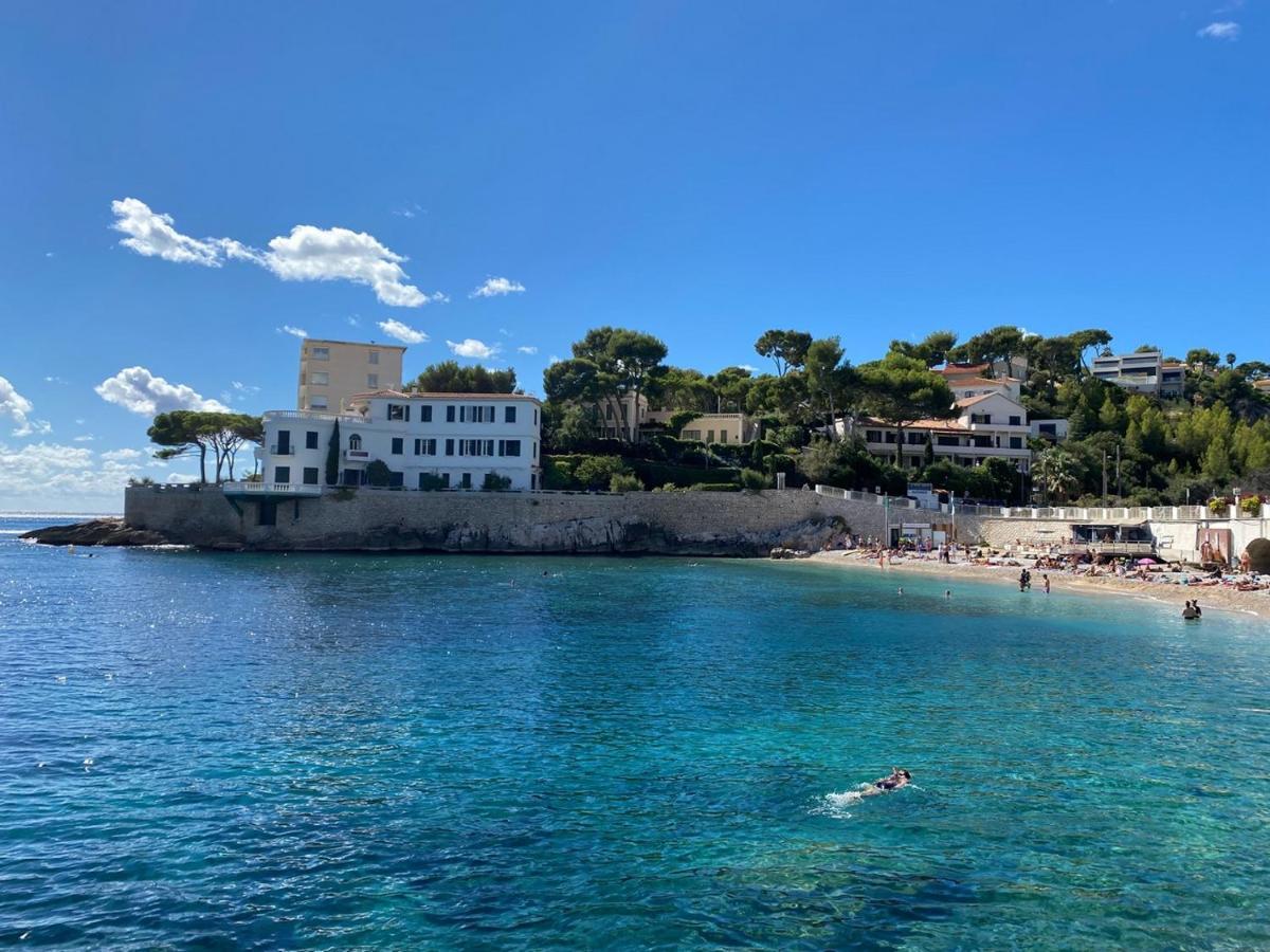 Au Bord De L'eau Climatise Avec Terrasse Et Vue A 40m De La Apartment Cassis